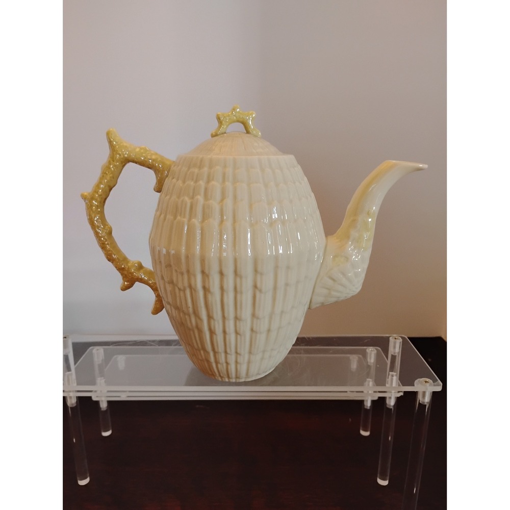 Belleek Ireland Neptune Teapot Shell Pattern Yellow Coral Handle 6th Green Mark - Picture 5 of 8